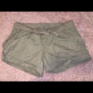Women’s Plus Size Maurice’s Khaki Shorts size 22